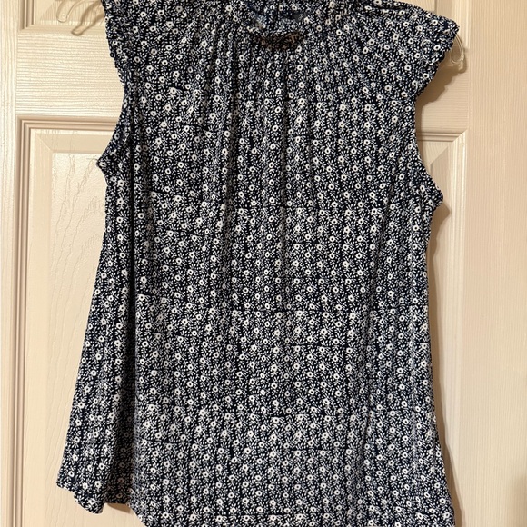 Adrianna Papell Navy White Floral Stretch Knit Ruffled Neck Cap Sleeve Blouse - Picture 1 of 6